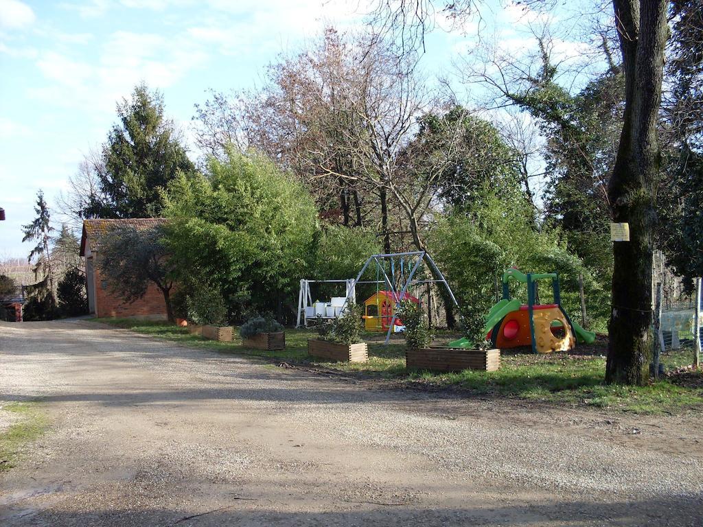Agriturismo La Marletta 伊莫拉 外观 照片